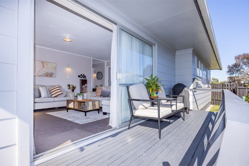 59 Hyde Avenue, Nawton, Hamilton - Carousel 1