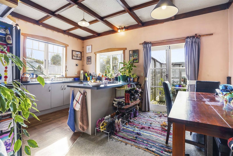 202 Nixon Street, Hamilton East, Hamilton - Carousel 2