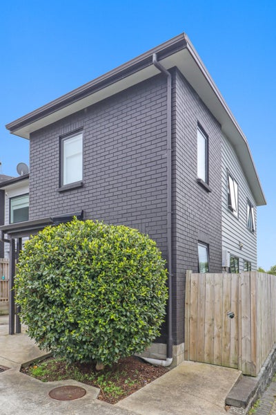 181C Preston Road, Otara, Auckland - Carousel 2
