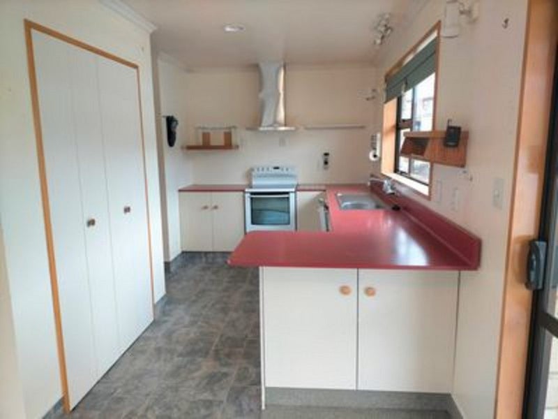 2 Athenry Road, Bridge Hill, Alexandra - Carousel 9