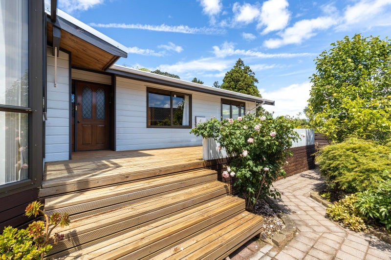 7A Roto Street, Westown, New Plymouth - Carousel 1