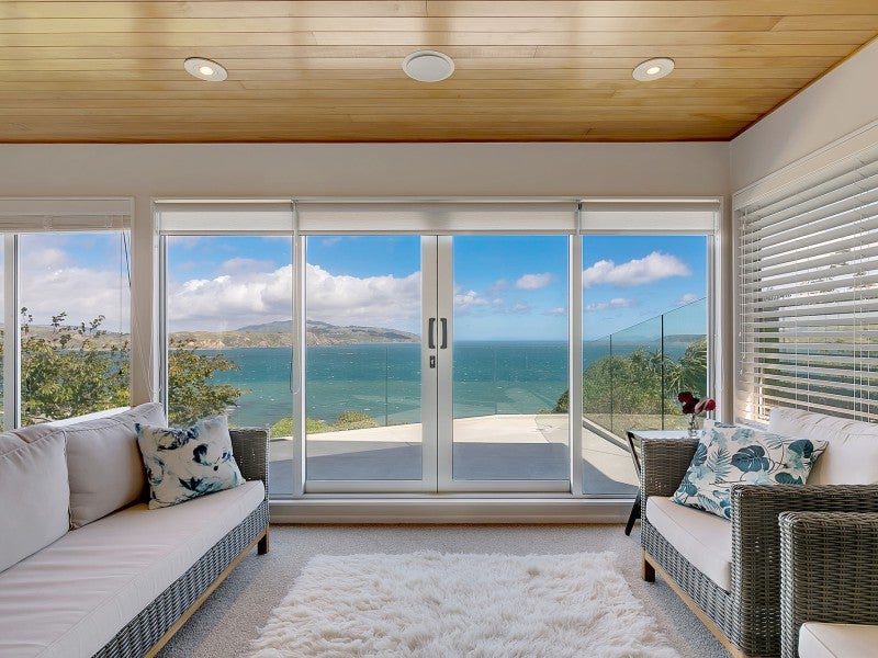 3 Ogilvy Terrace, Plimmerton, Porirua - Carousel 1