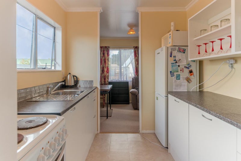 18B Newton Place, Westbrook, Palmerston North - Carousel 2