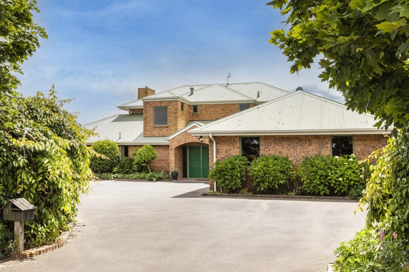 3 Ginaty Lane, Aidanfield, Christchurch - Carousel 2