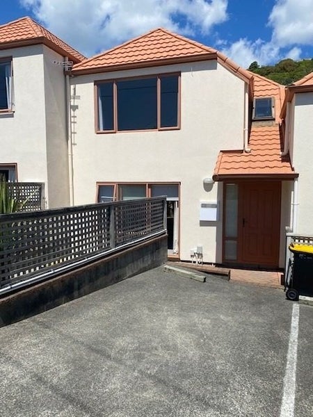 3A Bankot Crescent, Ngaio, Wellington - Carousel 1