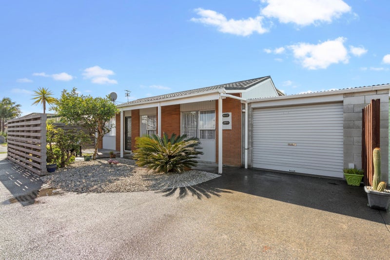 3/1 Frank Evans Place, Henderson, Auckland - Carousel 2