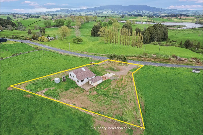 242 Meadway Road, Ngahinapouri - Carousel 1