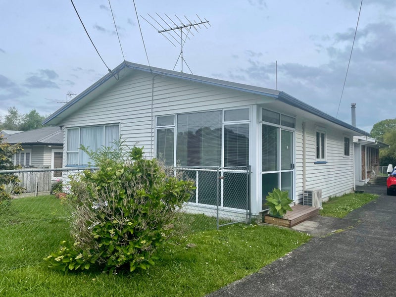 70 Routley Drive, Glen Eden, Auckland - Carousel 2