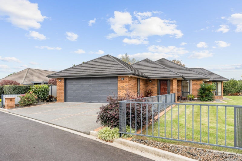 18 Chatsfield Place, Kamo, Whangarei - Carousel 1