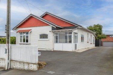 34 Kenmure Road, Belleknowes, Dunedin - Carousel 1