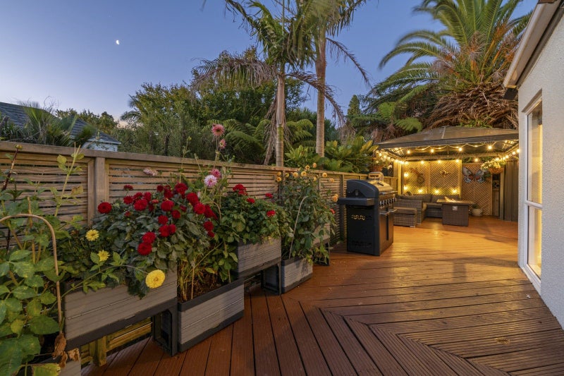 2/992 Beach Road, Torbay, Auckland - Carousel 2