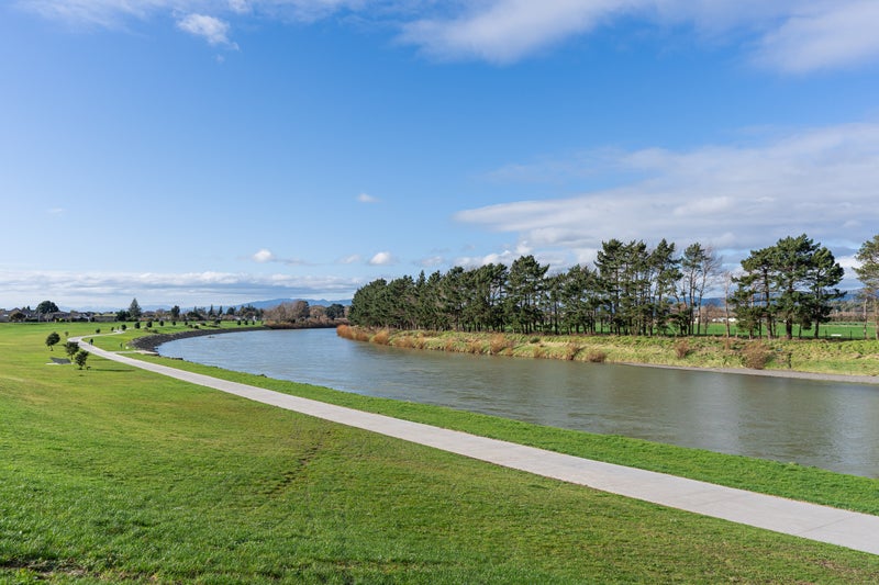 10 Dittmer Drive, Awapuni, Palmerston North - Carousel 27