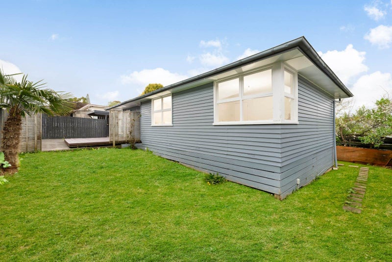 2/20 Crosby Road, West Harbour, Auckland - Carousel 2