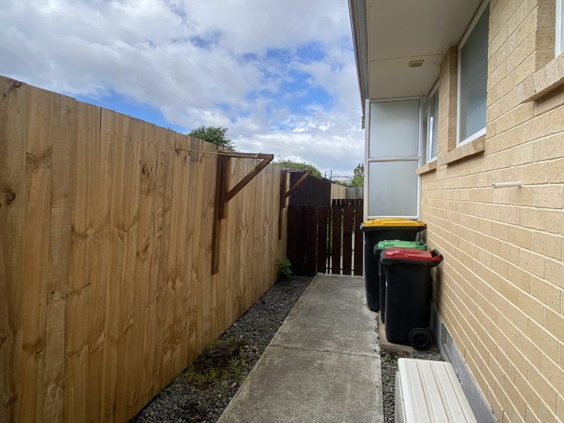 2/12 North Avon Road, Richmond, Christchurch - Carousel 2