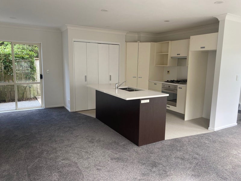 10E Trafalgar Street, Johnsonville, Wellington - Carousel 2