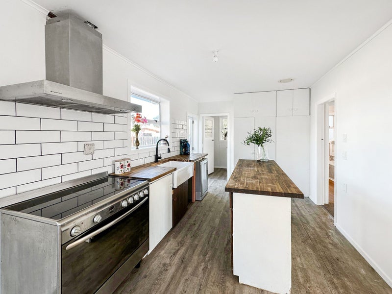 78 Rowses Road, Aranui, Christchurch - Carousel 1