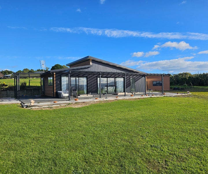 12 Marshall Road, Manukau Heads, Āwhitu - Carousel 1