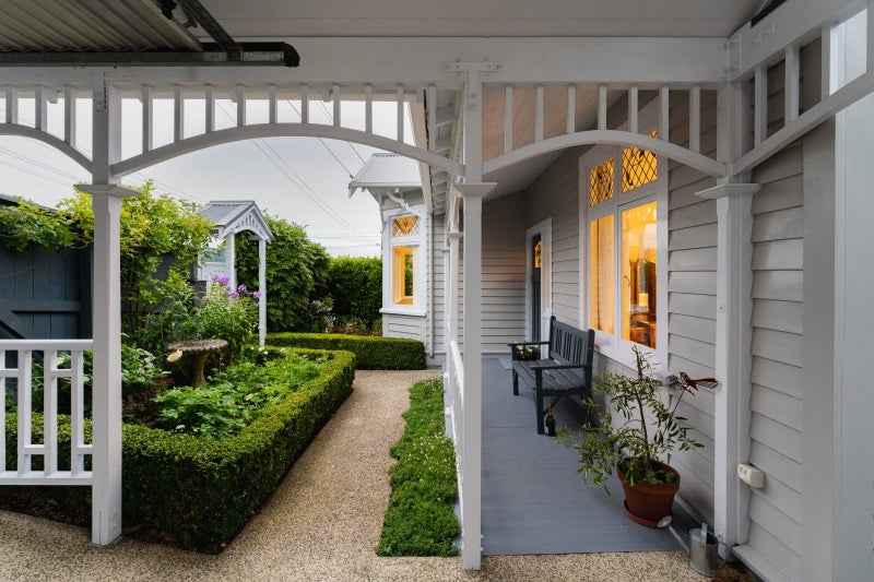 61 Cannington Road, Maori Hill, Dunedin - Carousel 2