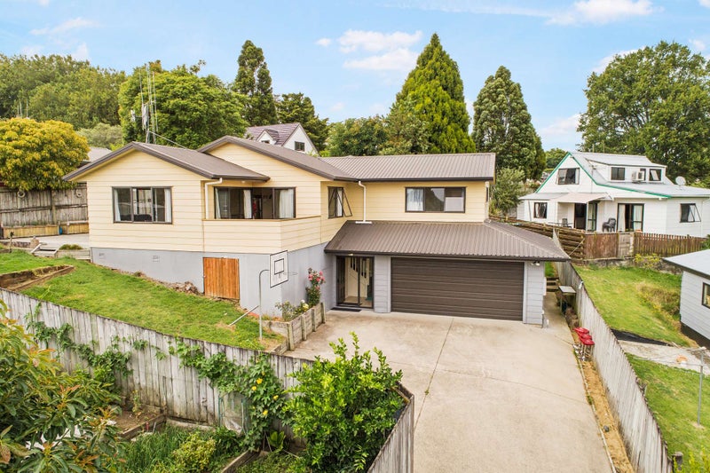 8B Muir Place, Te Puke, Te Puke - Carousel 1