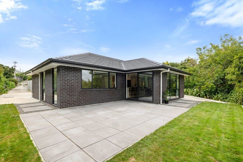 278A Tukapa Street, Hurdon, New Plymouth - Carousel 1