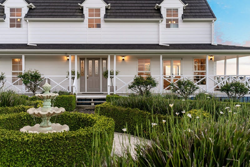 300 Burtt Road, Drury - Carousel 1