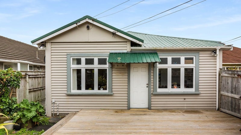 1/61 Wakefield Street, Alicetown, Lower Hutt - Carousel 1