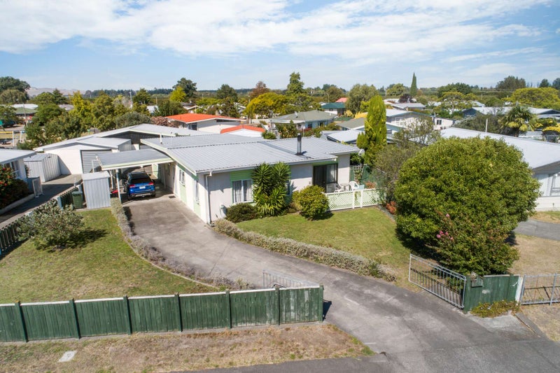 9 Scarborough Road, Flaxmere, Hastings - Carousel 2