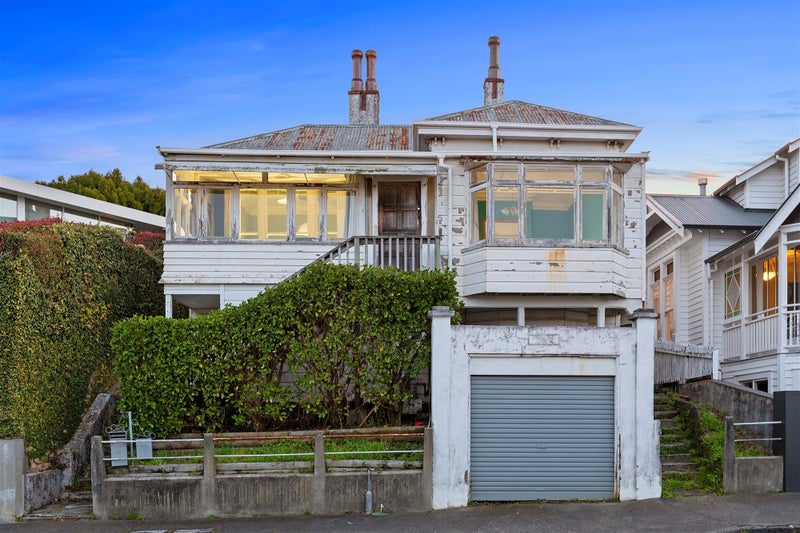 42 Hackett Street, Saint Marys Bay, Auckland - Carousel 1