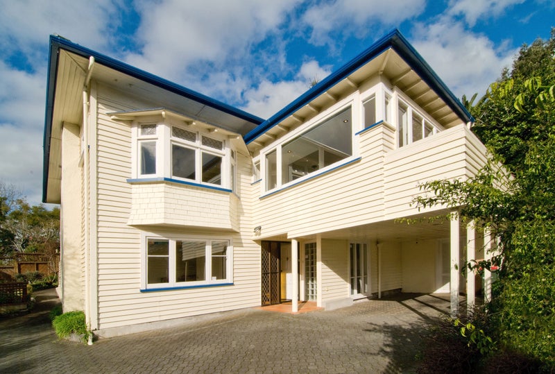 1A Budock Road, Hillsborough, Auckland - Carousel 1