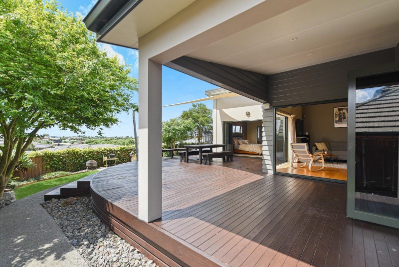 82 Brymer Road, Grandview Heights, Hamilton - Carousel 1