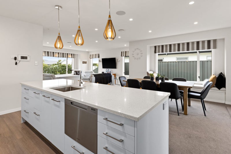 30 Pukaki Place, Poraiti, Napier - Carousel 2