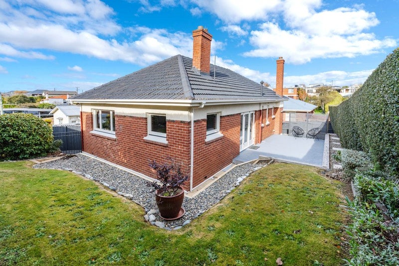 92A English Avenue, Maryhill, Dunedin - Carousel 1