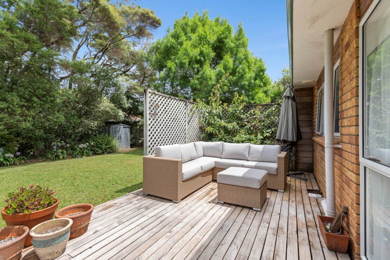 19 Waimoko Glen, Swanson, Auckland - Carousel 2