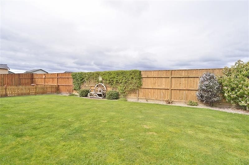 54 Branigan Parade, Kelvin Grove, Palmerston North - Carousel 24