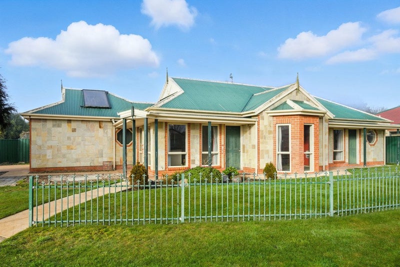 4 Glengyle Place, Linwood, Christchurch - Carousel 1