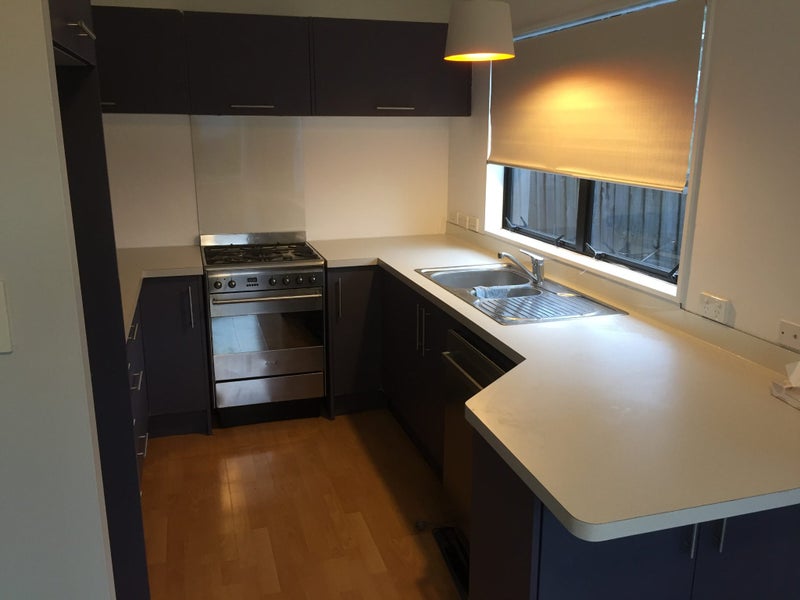 2/238 Sunset Road, Windsor Park, Auckland - Carousel 2