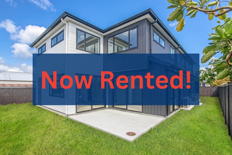 65B Gloria Avenue, Te Atatu Peninsula, Auckland - Carousel 1