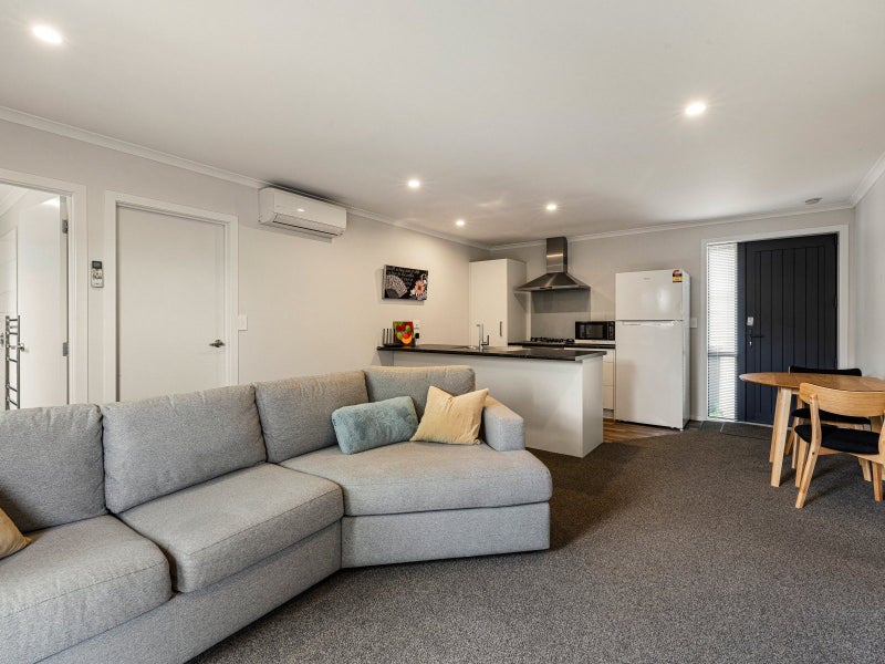 2/21 Fifth Avenue, Enderley, Hamilton - Carousel 1