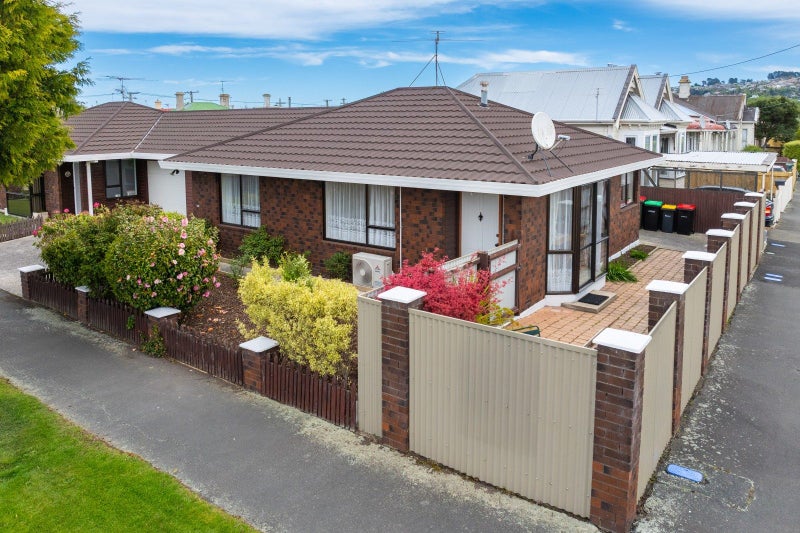 13A Young Street, Saint Kilda, Dunedin - Carousel 1