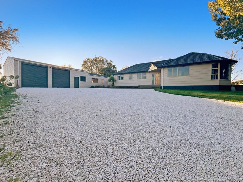 683 State Highway 2, Tahawai - Carousel 1