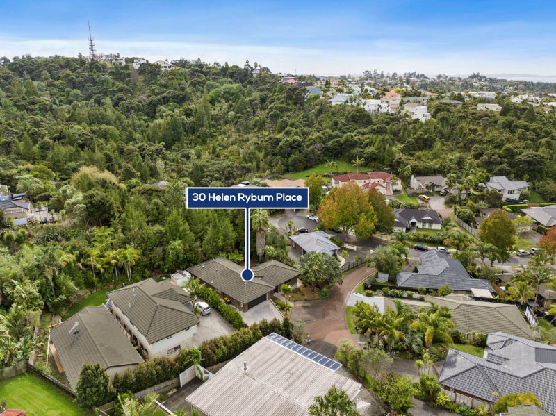 30 Helen Ryburn Place, Torbay, Auckland - Carousel 1