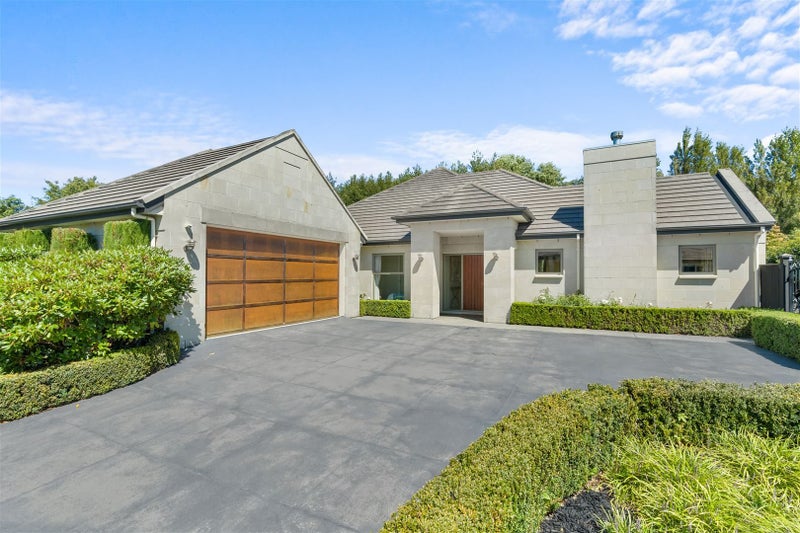 6 Royal Court, Northwood, Christchurch - Carousel 2