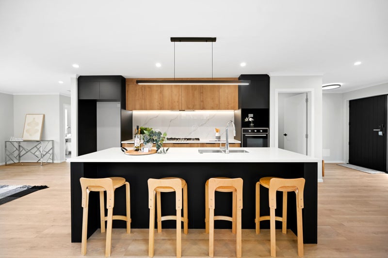 6 Earp Crescent, Chartwell, Hamilton - Carousel 2