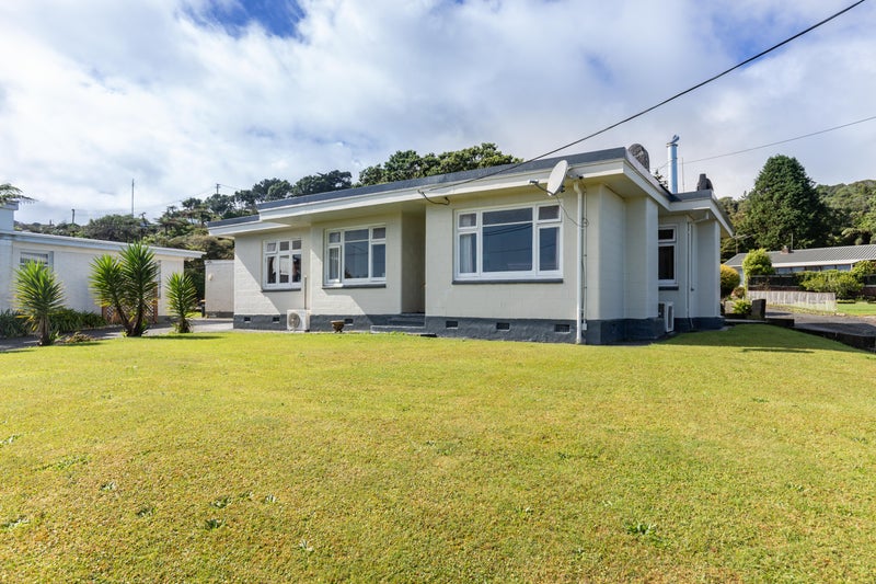 35 Main South Road, Karoro, Greymouth - Carousel 1