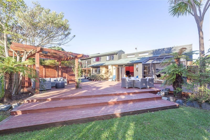 86 Matatua Road, Raumati Beach, Paraparaumu - Carousel 1