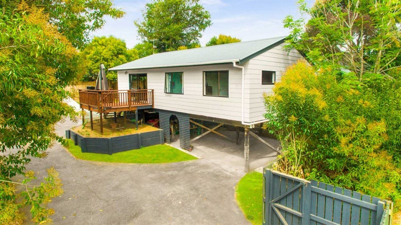 2/123 Millbrook Road, Sunnyvale, Auckland - Carousel 13