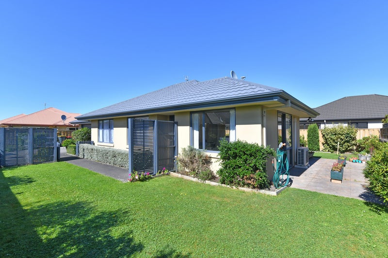 52 Mahlet Street, Northwood, Christchurch - Carousel 1