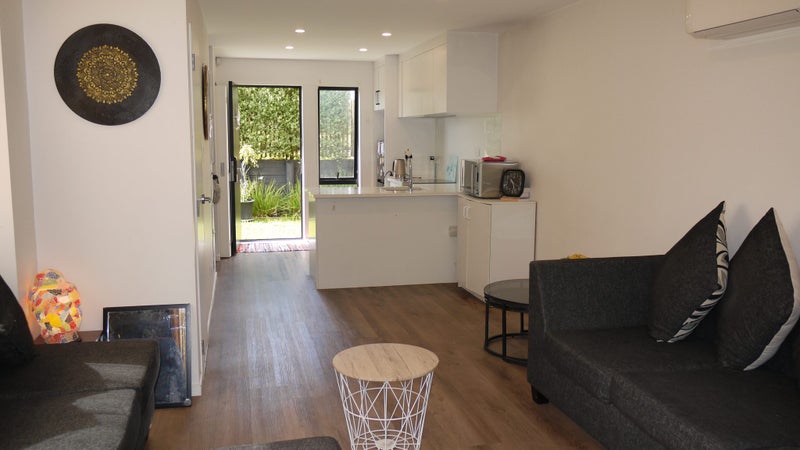 2E Milich Terrace, Te Atatū South, Auckland - Carousel 2