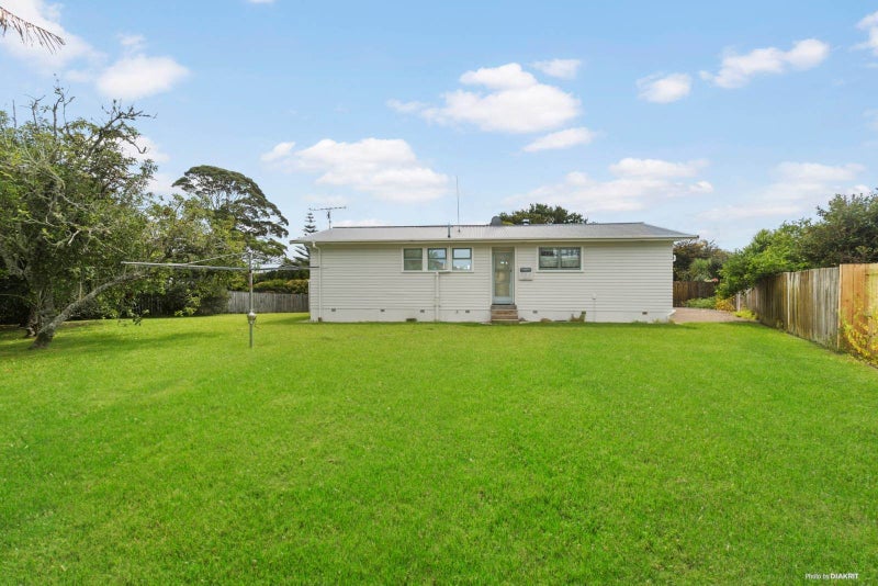 86 Lauderdale Road, Birkdale, Auckland - Carousel 2