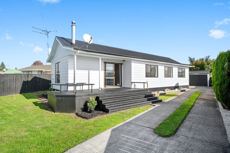 4 Bradley Place, Nawton, Hamilton - Carousel 1